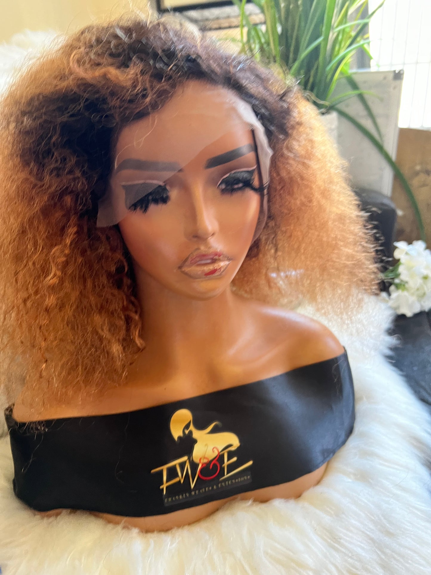 #86 Curly Bob 1b/27 13X5 frontal