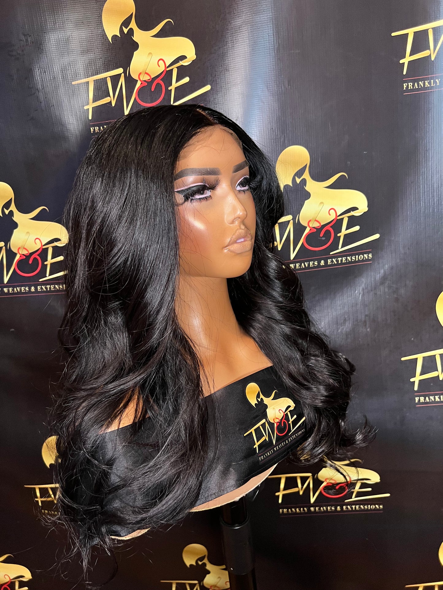 (33) 5*5 Jet Black 20’ unit