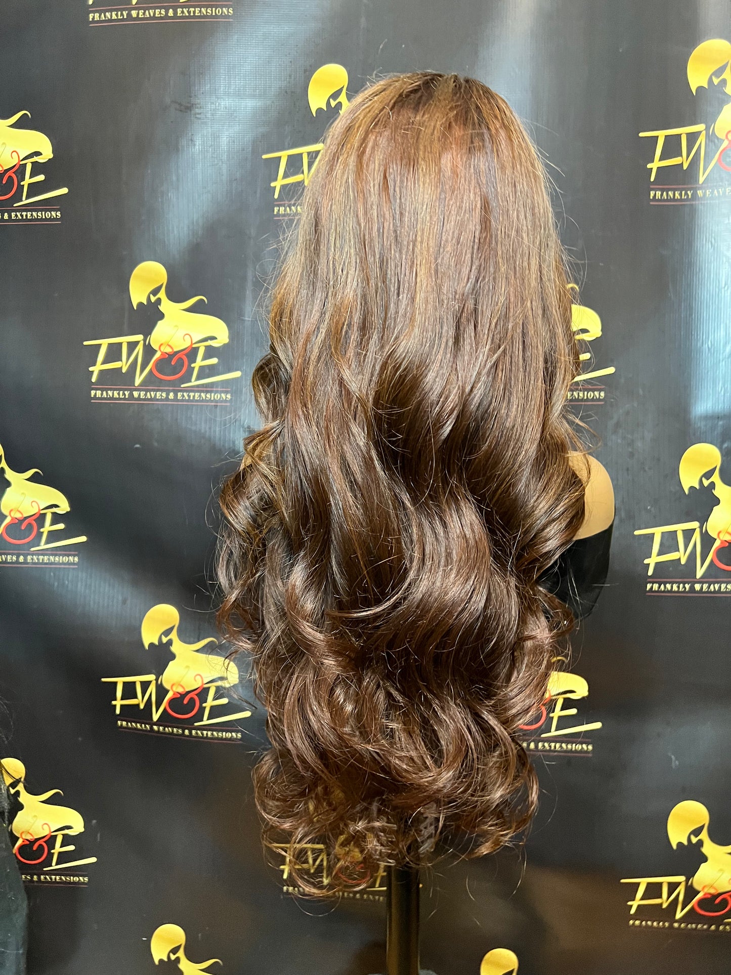 (28) 26 inch 6*6 HD closure wig