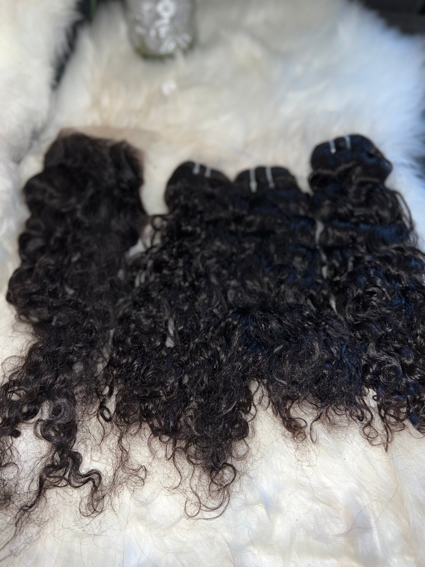 #700 Spanish Wavy Bundles 16.18.20 with 18 inch HD Closure
