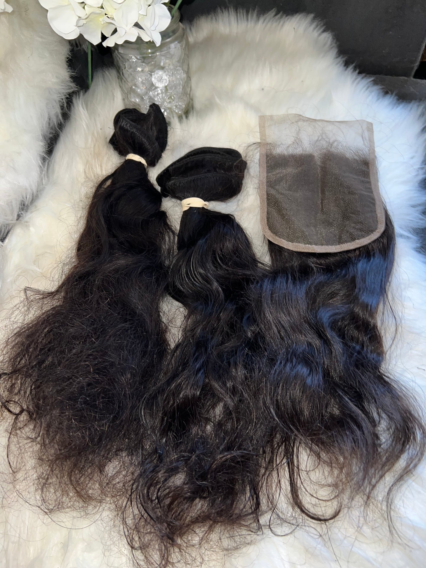 #74 Indian hair Bundles 18.20 and 7X7 closure