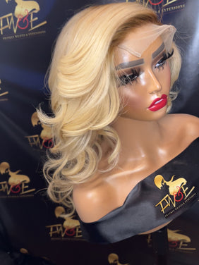 (32) 6*6 Transparent blond w/ roots