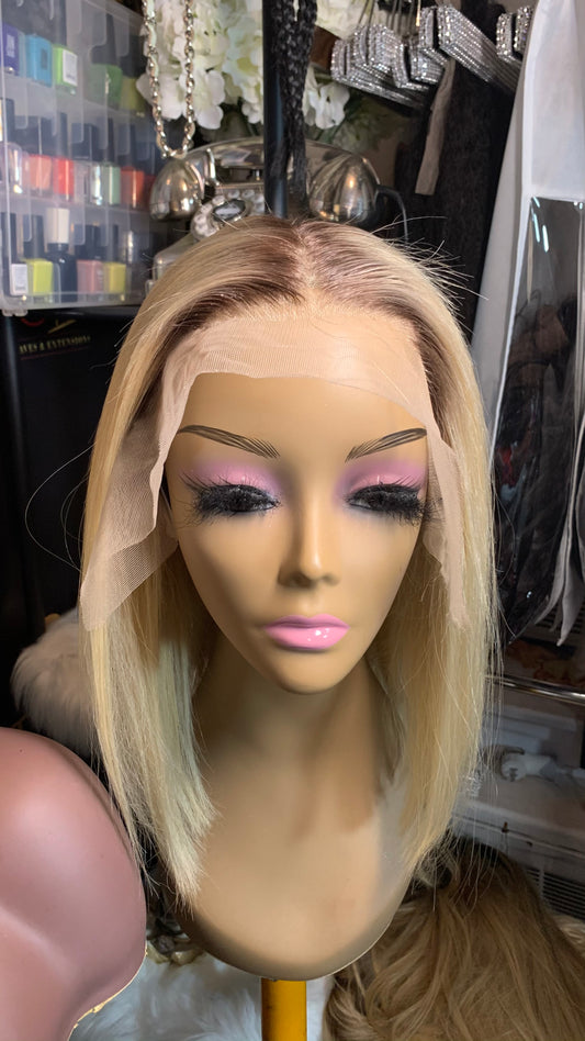 (52)Blonde Bobs with different roots