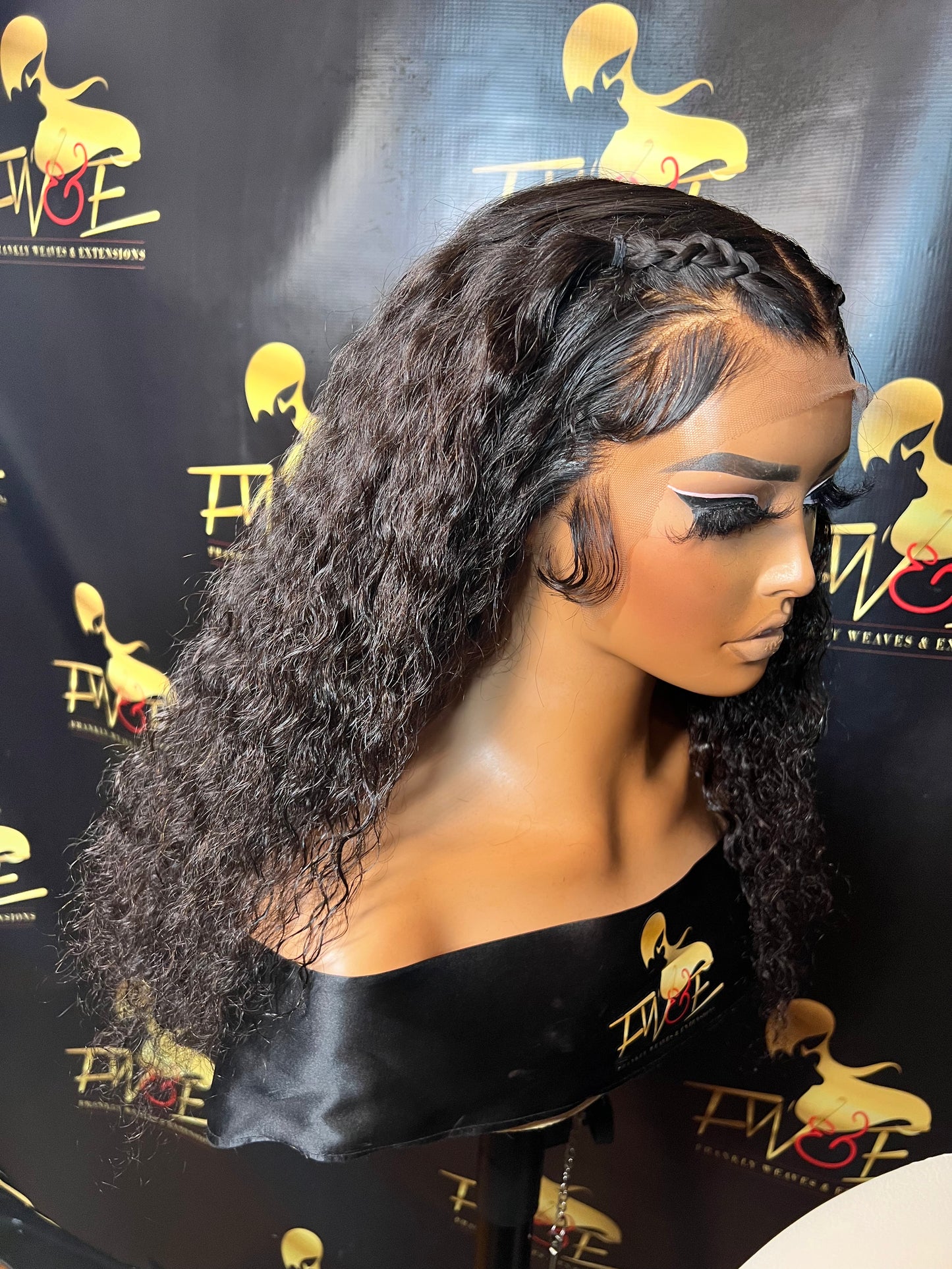 (22) 13*6 Lace Front 18inch Curly